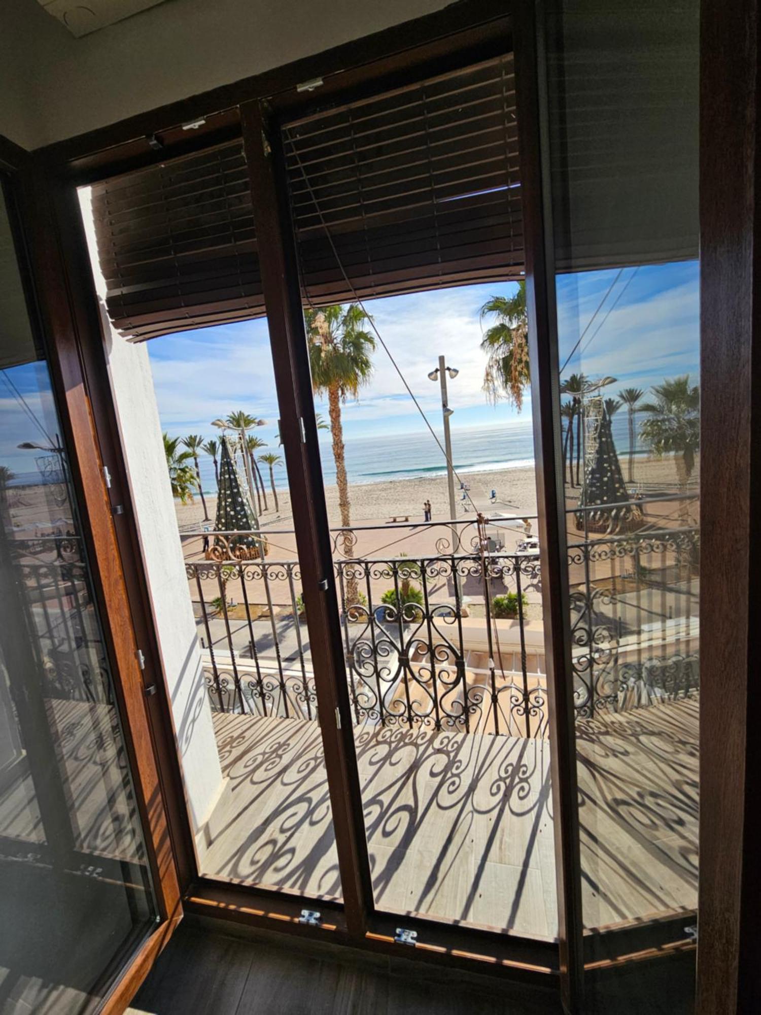 H&B Costablanca Apartment Villajoyosa Bagian luar foto