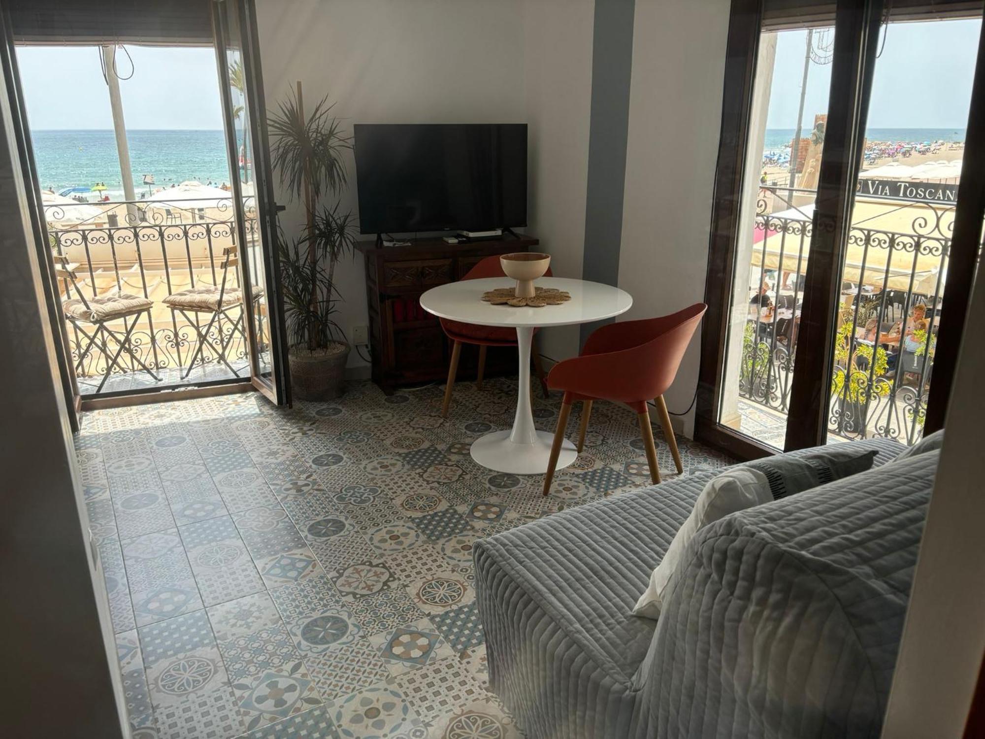 H&B Costablanca Apartment Villajoyosa Bagian luar foto